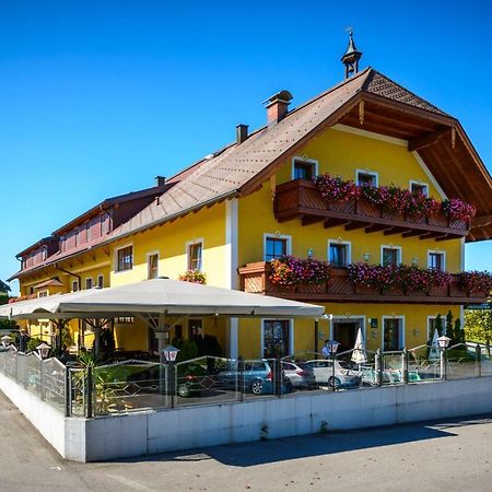 Gasthof Neuhofen Eugendorf Buitenkant foto